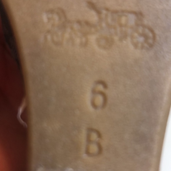 Coach wedges Size 6B. - Picture 9 of 12